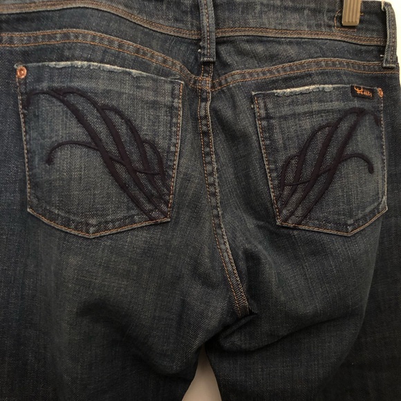 Fidelity Lotus low waist boot flare jeans. 98% cotton 2% spandex. Size 26. - Picture 2 of 7